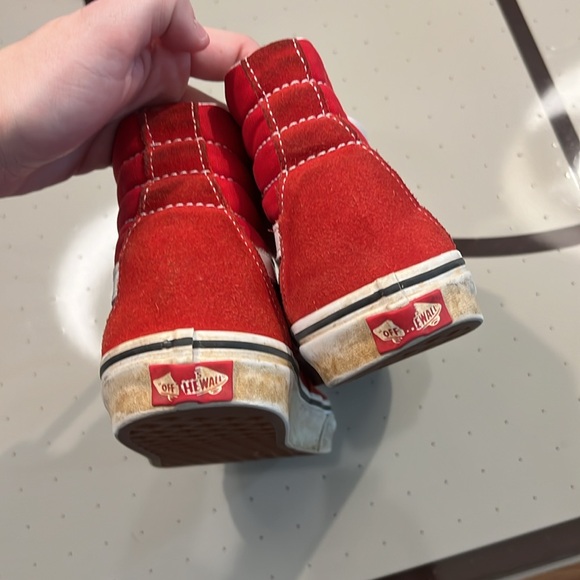 ⚡️VANS Red High Top Skate Sneakers - Picture 4 of 7